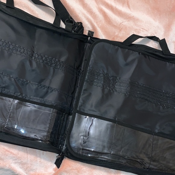 Brand NEW Black Scrapbooking/Craft Portable Carrier w/removable shoulder strap - Picture 5 of 9